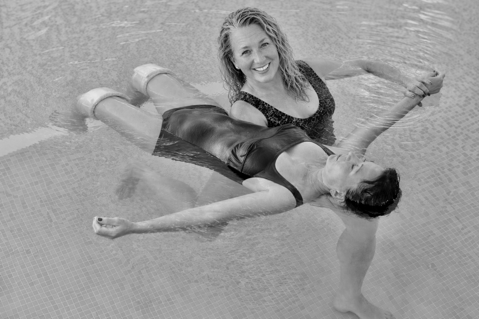 Person receiving aquatic osteopathy